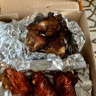 Lemon pepper on top, bbq on bottom