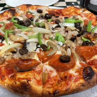 Tony's everyday 6 item special: medium $13.99