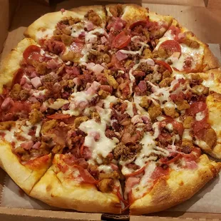 14&quot; Meat Lovers Pizza