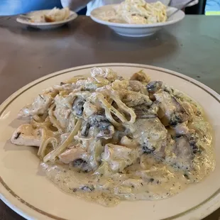 Pasta Con Polio White