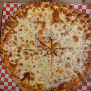 Butt tasting ripoff pizza