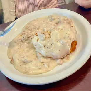 Delicious biscuit&amp; gravy