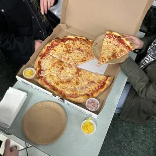Tony's Pizzeria & Restaurant