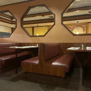 sushi and sashimi, interior