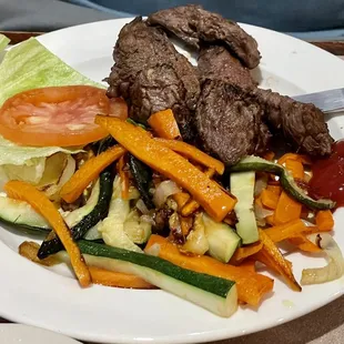 Steak Tip Salad with a side of mixed veggies