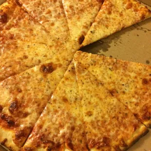 Cheeeese pizza