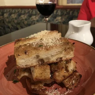 Tony's Garlic Bread For The Table