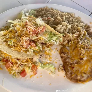 Chicken tacos with beans and rice. Delicious!