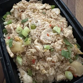 F3-Pineapple Fried Rice