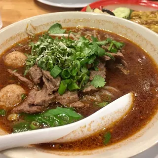 N8-Boat Noodle Beef