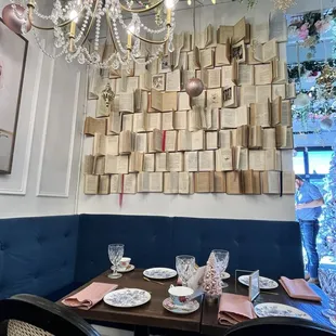 sushi and sashimi, interior