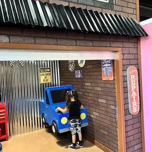 It definitely reminds me of The Discovery Children's Museum  but way smaller. It is a very cute and clean play spot.