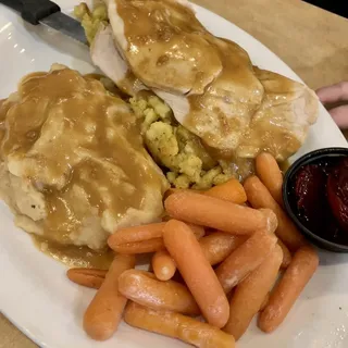 Traditional Turkey Dinner