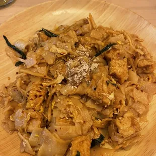 Pad Kee Mao Noodle Plate