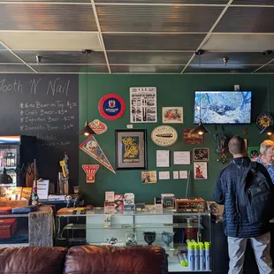Cigar counter