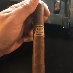 Leaf cigar