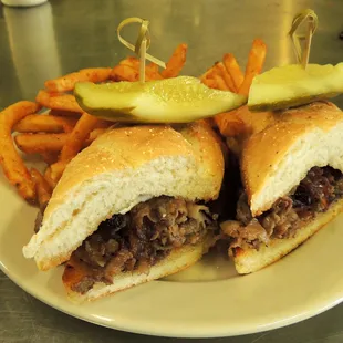 Prime Rib Sandwich, Toothpicks Restaurant