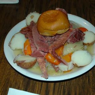 The cornbeef and cabbage are great!