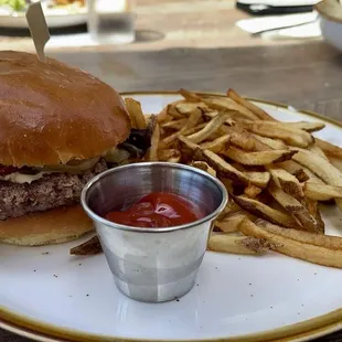 The famous Tootsie's burger! You better order it