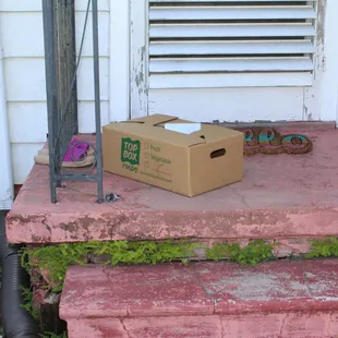 Contact-free home delivery