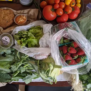 Crescent city farmers market box on April 3, 2020