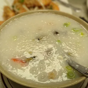 Seafood porridge