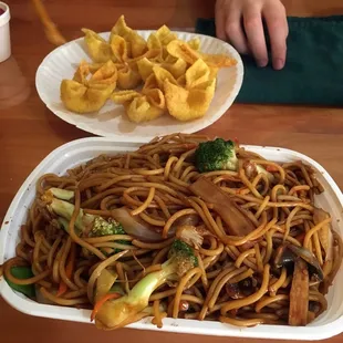 Can't get enough of this veggie lo mein! And I haven't found better crab rangoons in NWA.