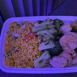 Shrimp with broccoli and Chicken Fried Rice