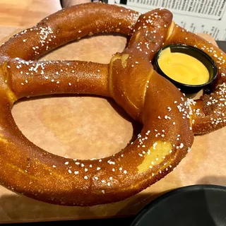 Jumbo Pretzel