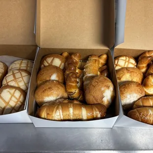 Top Donuts & Bakery