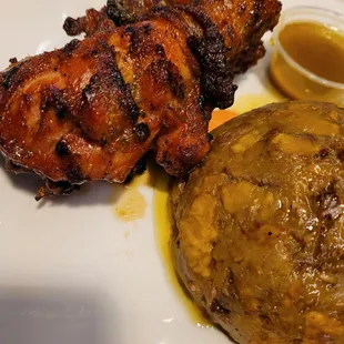 Chicken and mofongo
