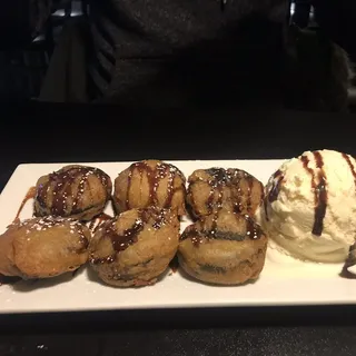 Deep-Fried Oreos with Vanilla Ice Cream