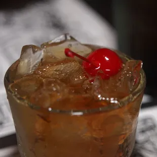 Old Fashioned. (keepsmilingphoto.com)