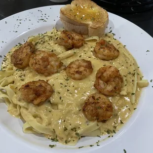 The Camp shrimp pasta