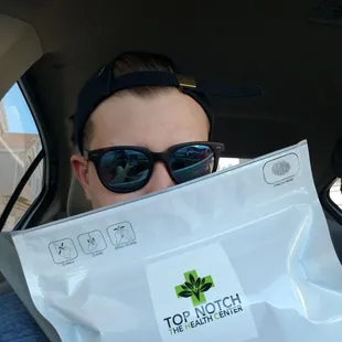 Top-Notch keepin it real! Awesome first time experiance! Great prices!