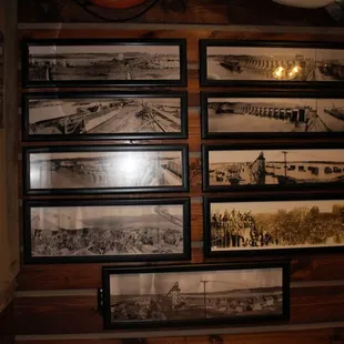 Wonderful decor with the old photographs of the Pickwick area
