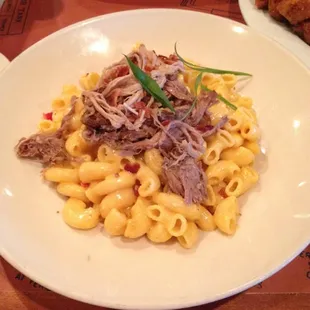 Mac &amp; Cheese with pulled pork!