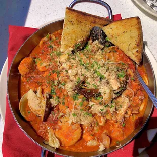 Dungeness Crab Cioppino