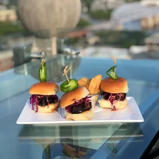 Top of the Park, the rooftop terrace at the Residence Inn Cincinnati Downtown at the Phelps, has officially opened for the 2023 season.