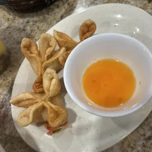 Cream cheese crab wontons