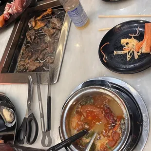 Hot pot and grill.
