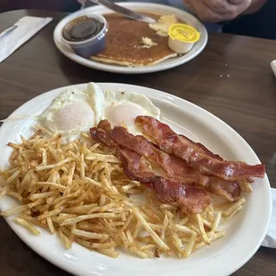 This is why my father comes! Breakfast!