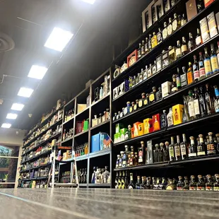 TOPSHELF WINE AND SPIRITS #2