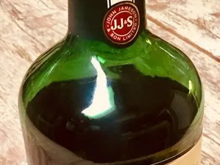 H & H Discount Liquors