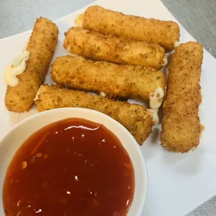 Mozzarella cheese sticks    6 pieces $6.95