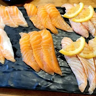 Seared salmon... nigiris