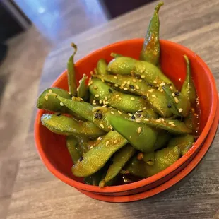 Garlic spicy edamame