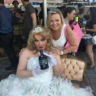 I met this lady at Maggie's on St Claude for the womens march. Was great to see her crazy self here! Maggie Doussan, this is all you!