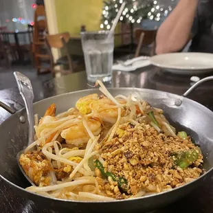 Pad Thai with shrimp