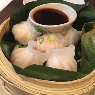 Steam shrimp dumpling
